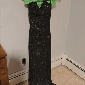 Windsor Black Prom Dress